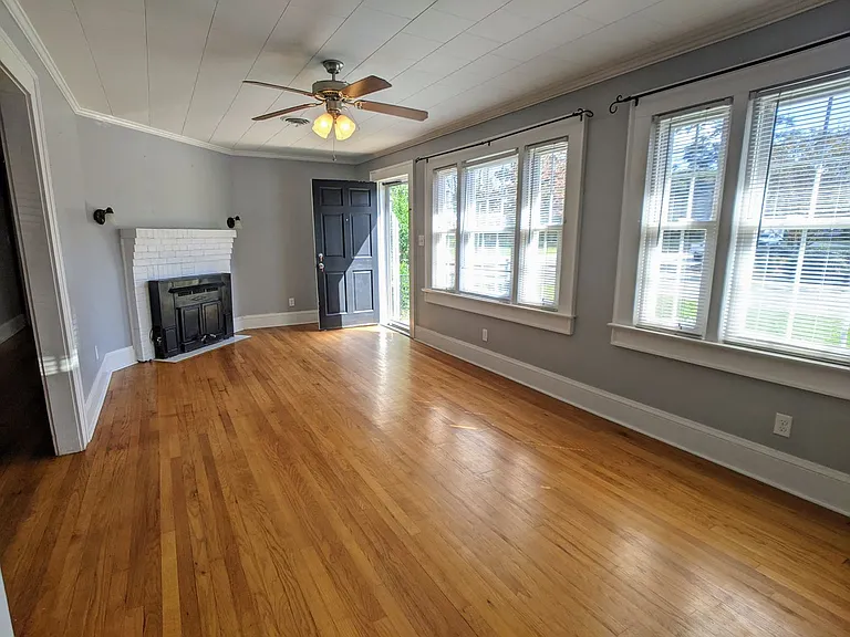 1406 Nicholson St — Photo 3