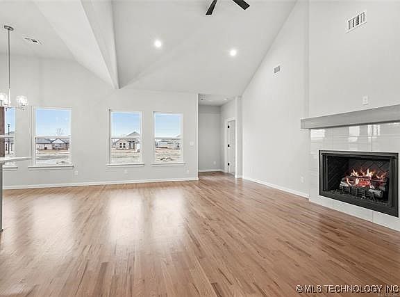 3rd image of 27784 E 109th Pl S