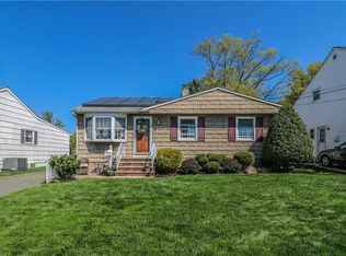 49 Pitman Ave, Fords, NJ 08863