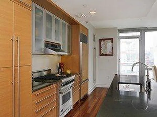 Rented by Corcoran | media 11