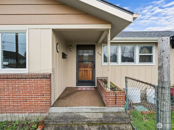 715 Euclid Way, Centralia, WA 98531