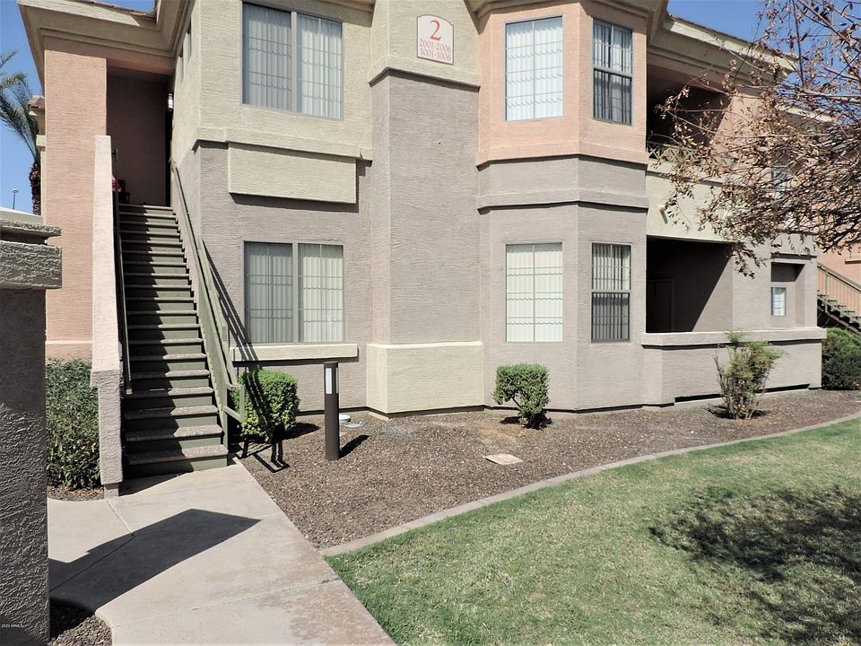 1st image of 1941 S Pierpont Dr #1001