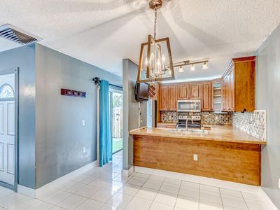 160 Heritage Way, West Palm Beach, FL, 33407