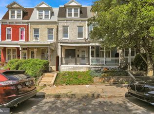 912 Pear St, Reading, PA 19601