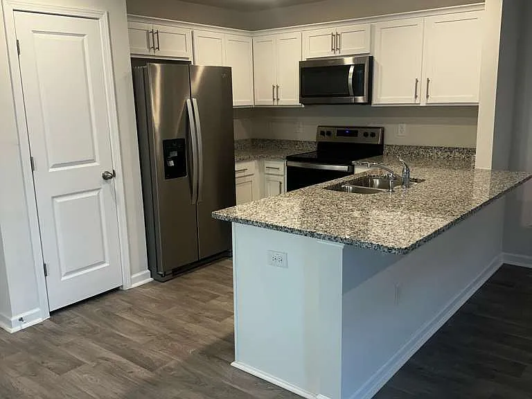 76 March Creek Dr — Photo 13