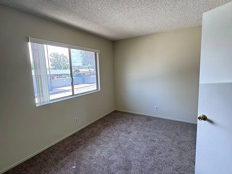 530 S I St #2 — Photo 15