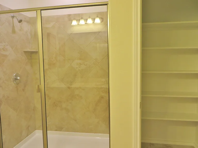 1042 Bowline Dr — Photo 21
