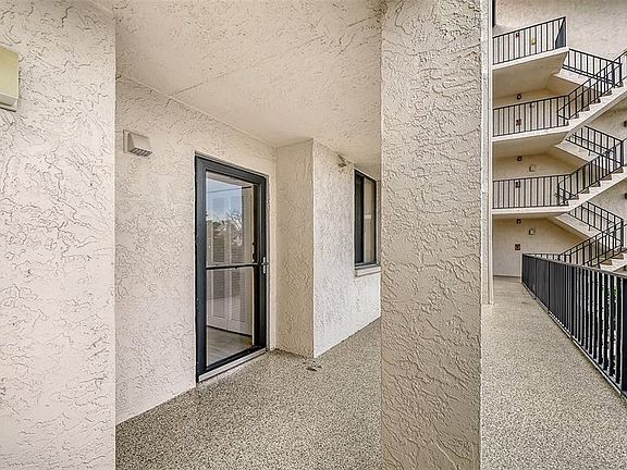 3rd image of 6287 Midnight Pass Rd APT 103