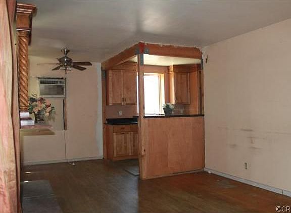 4th image of 1639 E Idahome St