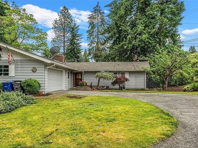 402 168th Ave SE, Bellevue, WA, 98008