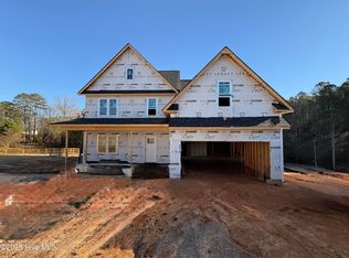 113 Woodford Ln, Vass, NC 28394