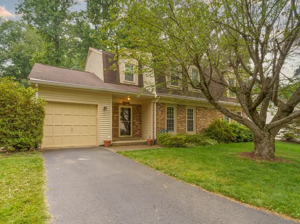 10002 Hemlock Woods Ln, Burke, VA 22015