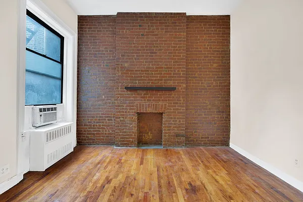 Rented by Cooper & Cooper Real Estate | media 13