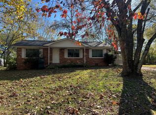 258 SE 5th St, Calhoun, GA 30701