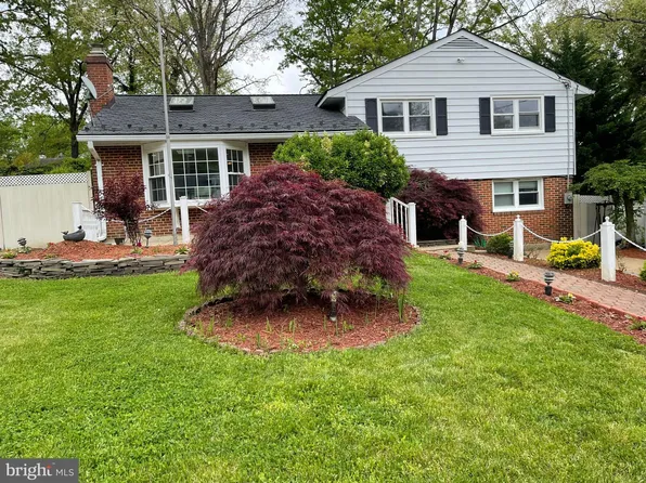 5961 Atteentee Rd, Springfield, VA 22150