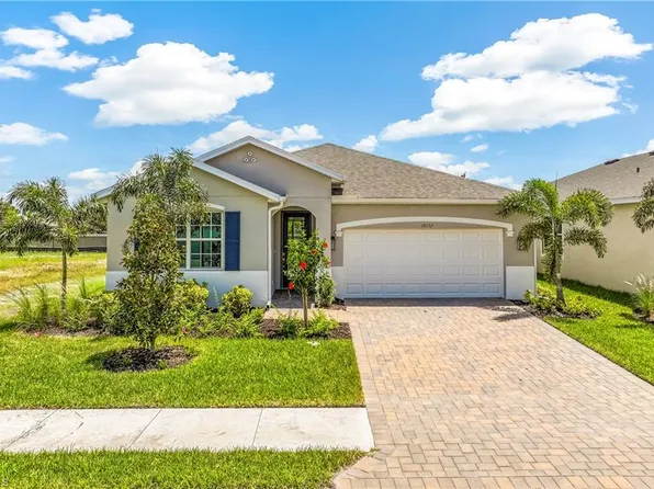 18232 Water Crossing DR, NORTH FORT MYERS, FL 33917