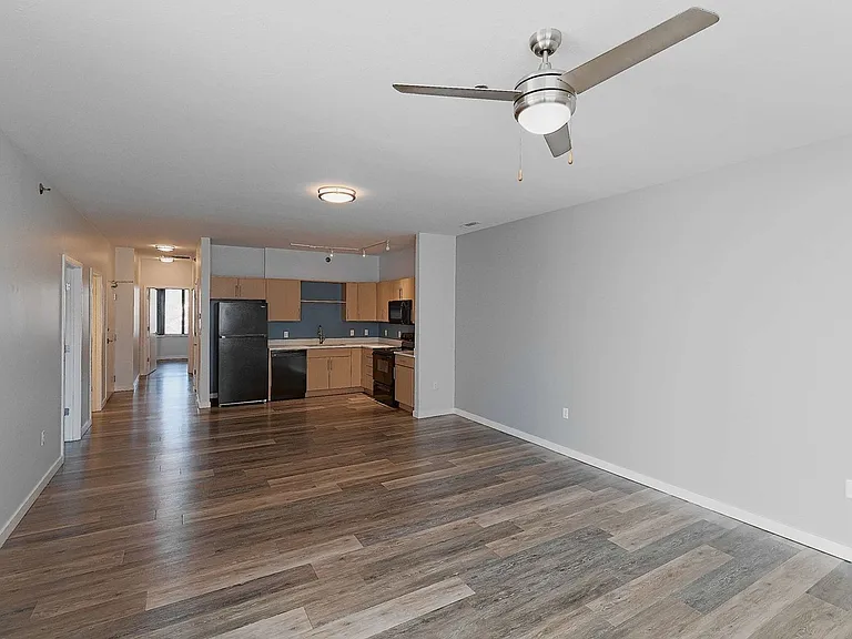 River Rock Apartments — Photo 105