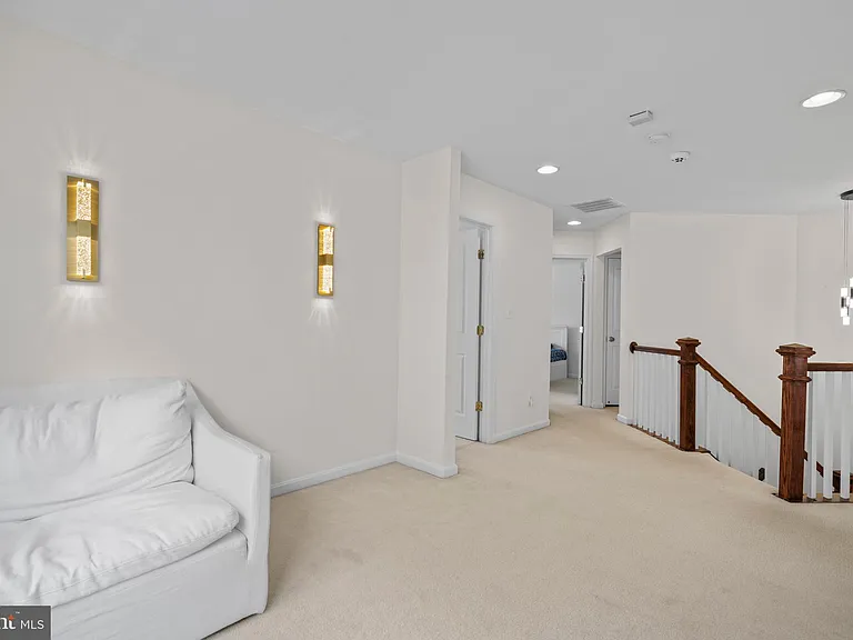 22839 Vickery Park Dr — Photo 20