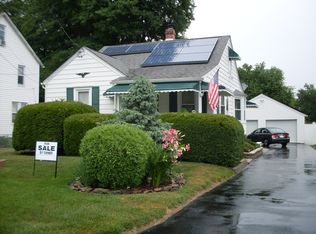 7 Orchard Ave, Newark, DE 19711