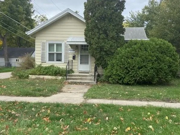 217 N Maple Ave, Ames, IA 50010