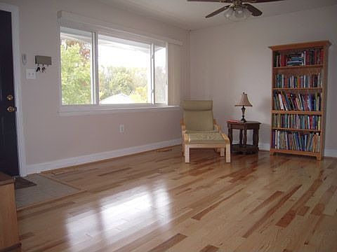 Entry-Living