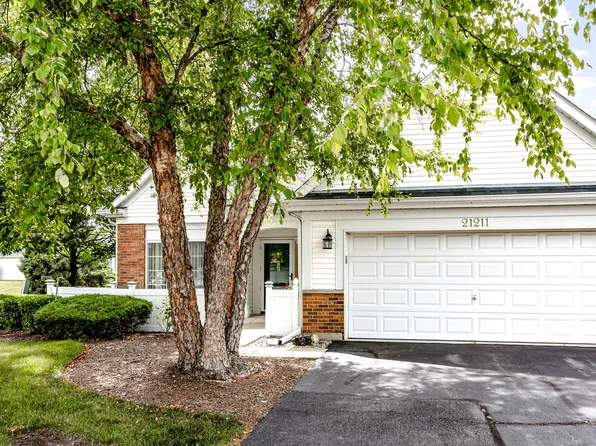 21211 W Cypress Ln, Plainfield, IL 60544