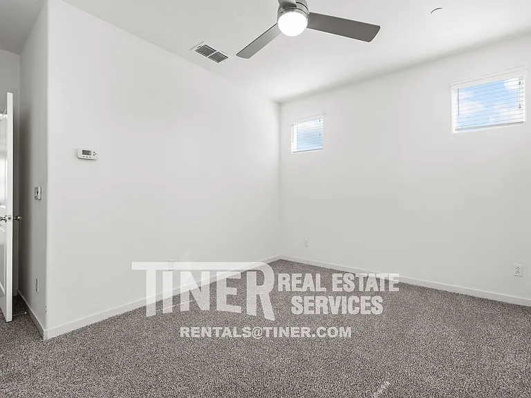 4152 Rotor Ln — Photo 22
