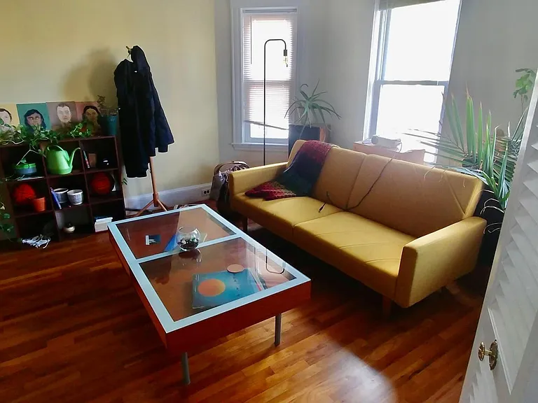44 Lincoln Pkwy #1 — Photo 3