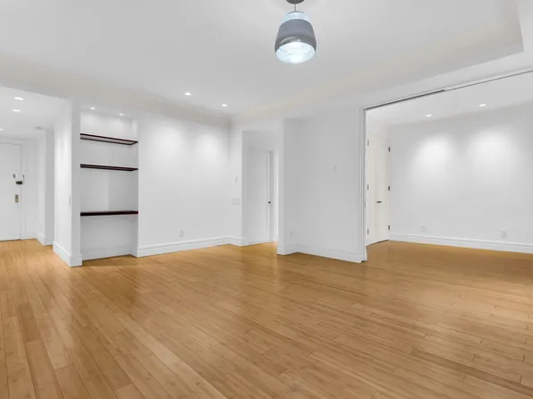 56 East 87th Street image 3 of 12
