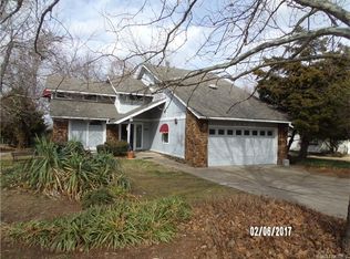 18901 Ridge Rd, Catoosa, OK 74015