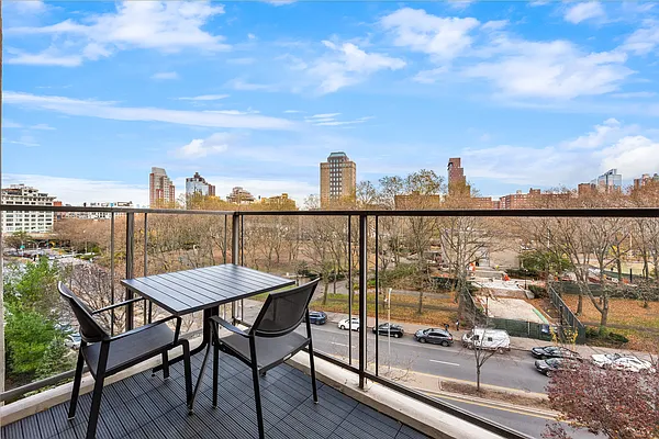 Sold by Douglas Elliman | media 4
