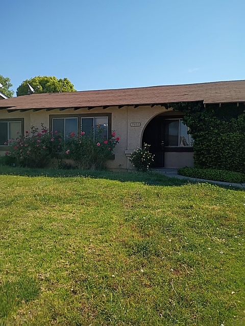 1st image of 7933 Cambridge Ave