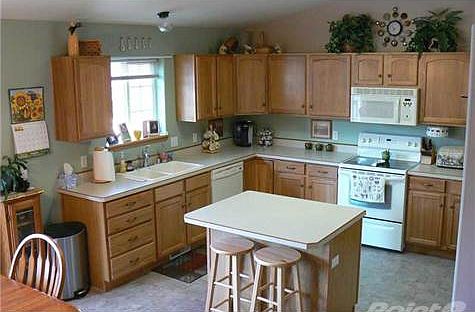 2nd image of 1209 Peony Dr