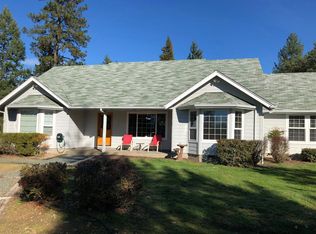 1469 Three Pines Rd, Grants Pass, OR 97526