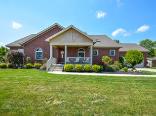 72 S Forest Hill Rd, Troy, OH 45373
