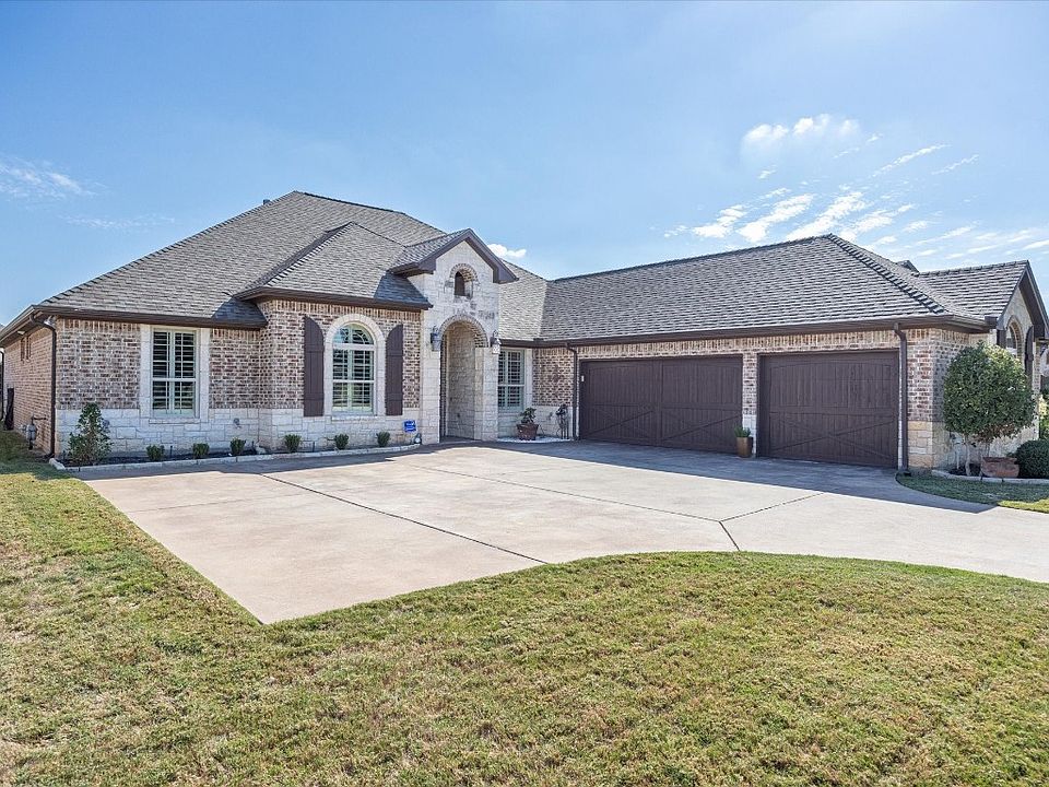 1st image of 1206 Carmel Ct