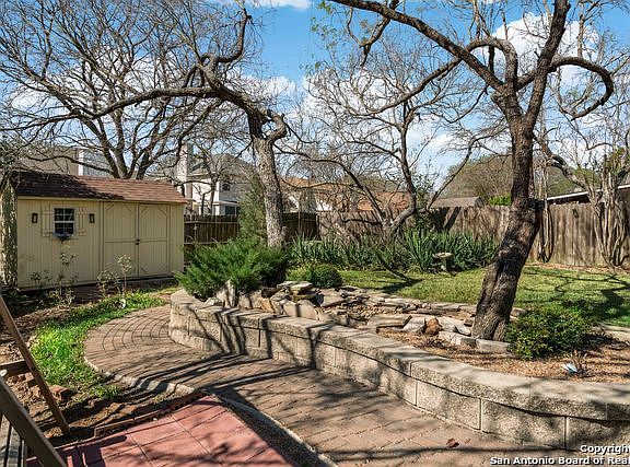 3rd image of 5111 Cabin Lake Dr