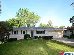 1016 N 74th Ave, Omaha, NE 68114
