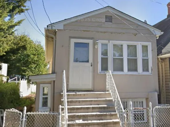 420 Lawton Pl, Perth Amboy, NJ 08861