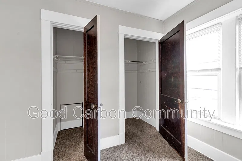 1 bed, 1.0 bath, $995 — Photo 3