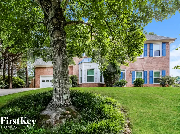 3215 Maple Terrace Dr, Suwanee, GA 30024