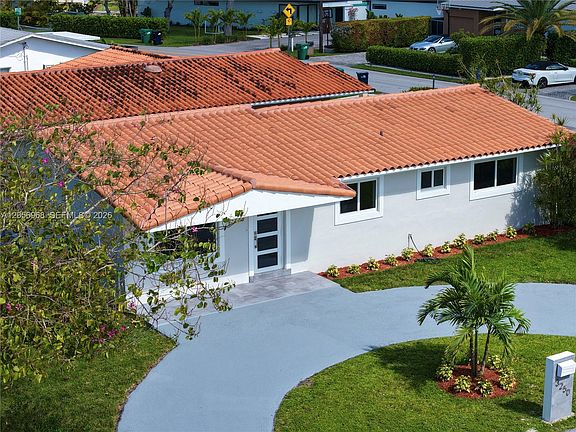 4th image of 3250 SW 72nd Ct