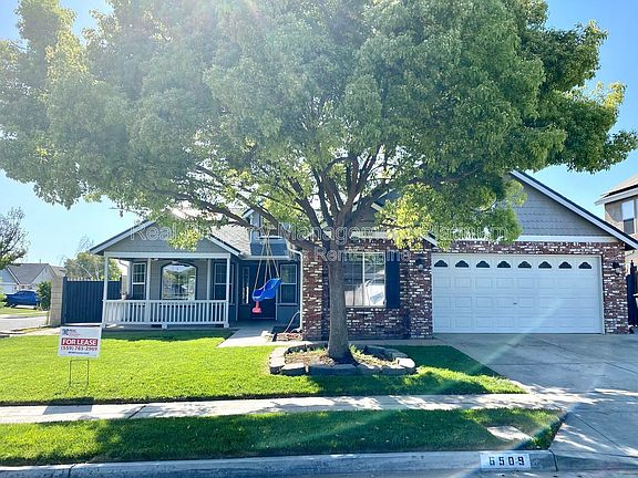 2nd image of 6509 N Vista Ave