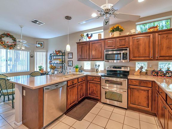 3rd image of 14421 W Parada Dr