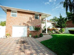 397 Dogwood Ave, West Hempstead, NY 11552