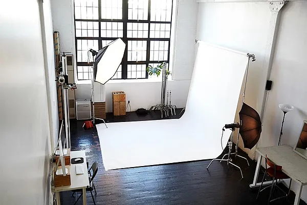 Rented by Carnegie Management Inc | media 18