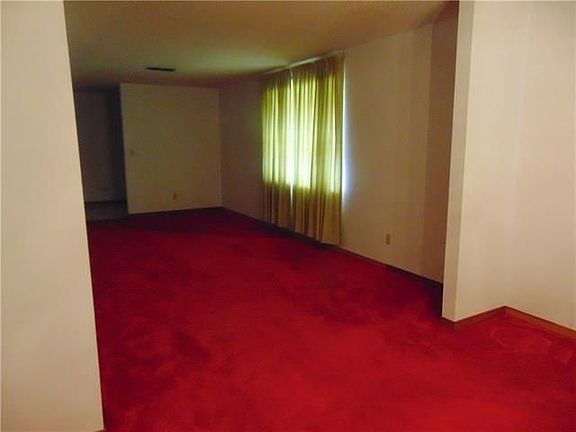3rd image of 1400 Hermosa St