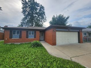33449 Clifton Dr, Sterling Heights, MI 48310