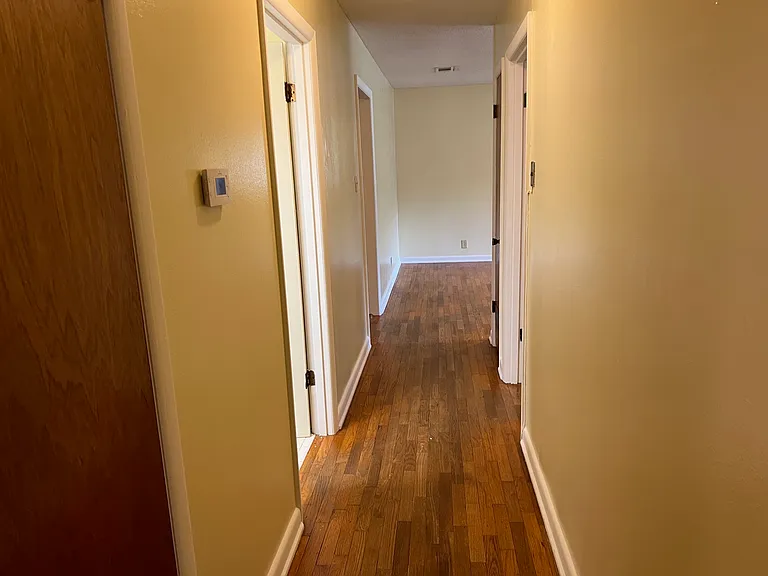 258 James St — Photo 21
