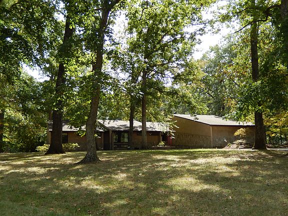 2nd image of 3949 Riverview Dr